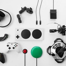 Le Xbox Adaptative Controller et ses accessoires qui rendent le jeu vidéo plus accessible sur Xbox One / PC