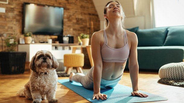 Les infos du Réveil Chérie : Connaissez-vous le Puppy Yoga ?