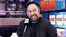 David Azencot : "Le vote, c’est comme la natation synchronisée : si on veut des résultats, il faut bien se boucher le nez !"  -  Chronique avant les résultats - Rire & Chansons Politic Club