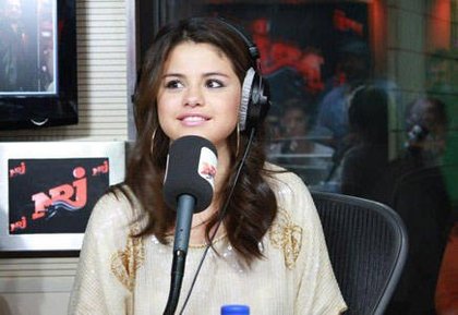 émission du lundi 3 septembre avec Selena Gomez