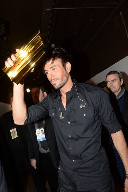 Enrique Iglesias - Backstage NRJ Music Awards 2016