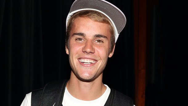 Justin Bieber félicite son père pour son mariage et son futur bébé!