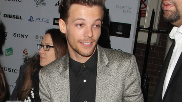Louis Tomlinson : immense vague de soutien après la mort de son grand-père