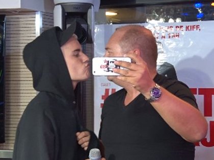Justin Bieber chez NRJ : les photos des coulisses!