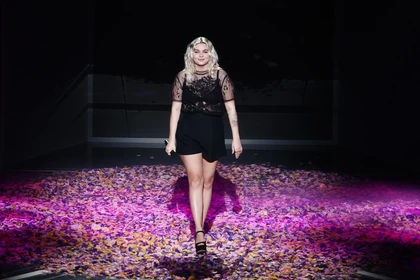 Louane - Cérémonie des NRJ Music Awards Paris Edition