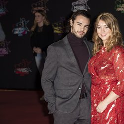 Héloïse Martin et Anthony Colette - Montée des Marches NRJ Music Awards 2019