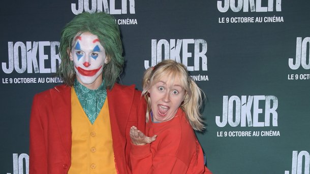 Le Monde à l'Envers : qui sont les membres du duo déjanté de YouTube ?