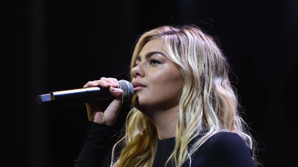 Louane présente dans la bande originale de « Heartstopper »