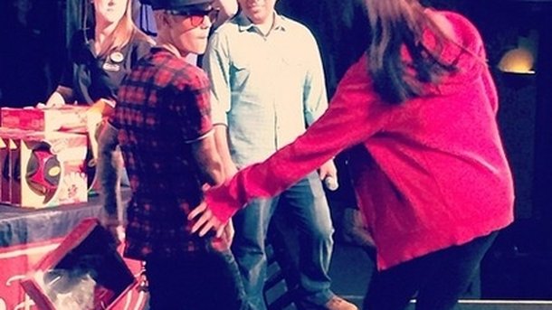 Justin Bieber tourne le clip de « Confident » !