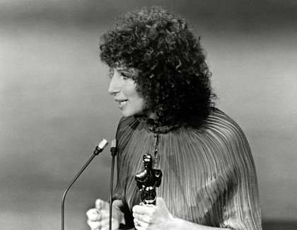Les moment clés de la carrière de Barbra Streisand : Ses multiples récompenses
