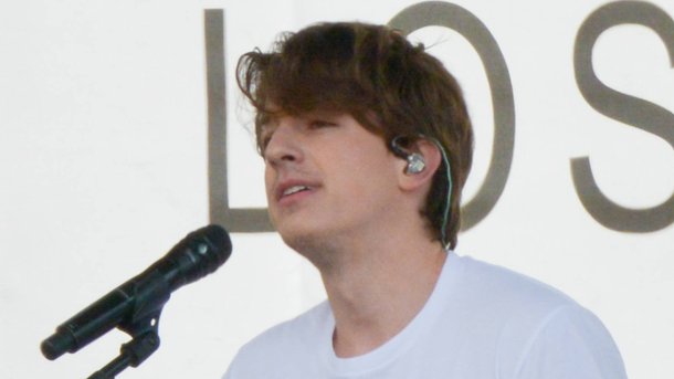 Charlie Puth: carton plein avec son album «Voicenotes»!