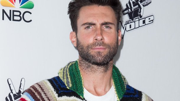 Adam Levine à l’affiche du film «Fun Mom Dinner»!