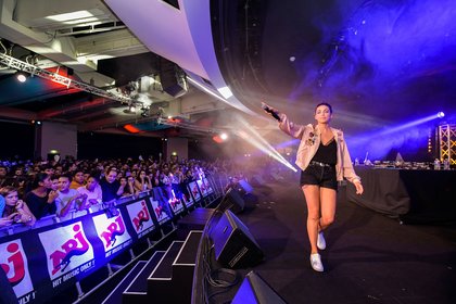 Léa Paci - NRJ Music Awards 2017