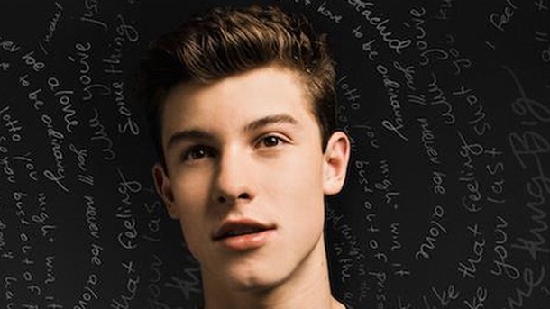 Shawn Mendes : sexy pour le magazine L’Uomo Vogue!