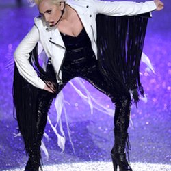 Lady Gaga - Victoria's Secret Show - Paris - le 30/11