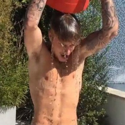 Justin Bieber relève le Ice Bucket Challenge 
