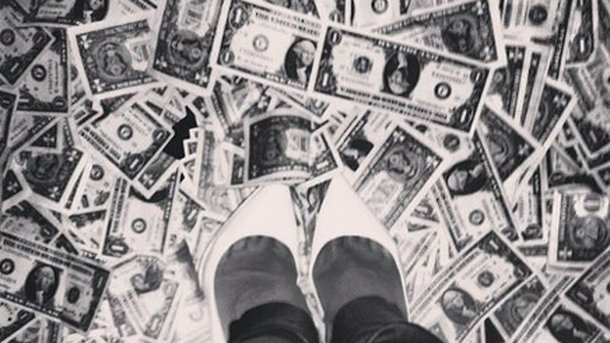 Rihanna : elle débourse 7000 euros dans un strip club !