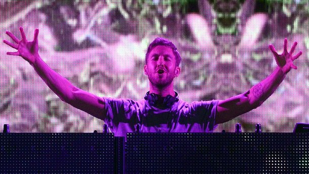 Calvin Harris : retour sur l'incroyable carrière du DJ en 3 albums