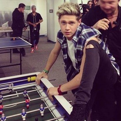 onedirection : Niall qui s’amuse à Bogota 1DHQ x #latergram
