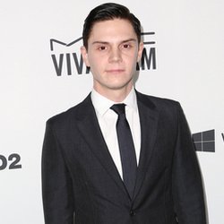 evan-peters