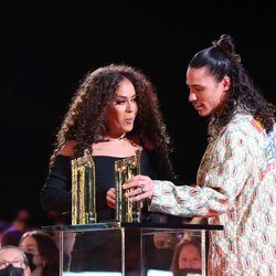 Amel Bent et Hatik - Cérémonie des NRJ Music Awards 2021