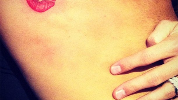 Nouveau tatouage pour M. Pokora !