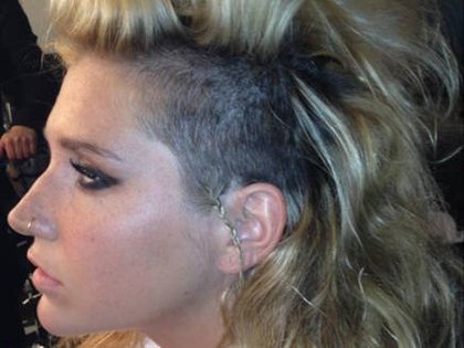 Ke$ha: une nouvelle coupe pour une nouvelle vie?