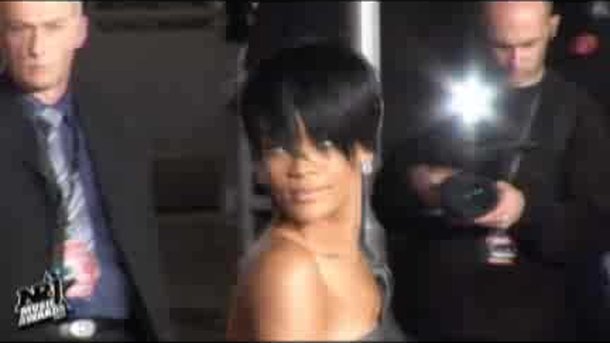 NRJ Music Awards 2008 : le tapis rouge en vidéo !