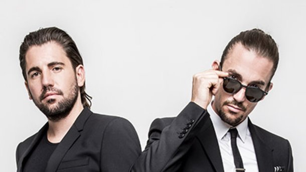 Dimitri Vegas & Like Mike : découvrez le clip de «Stay A While»!
