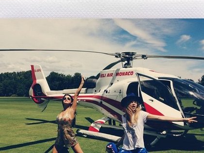 selena-gomez-et-cara-delevingne