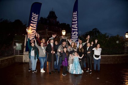 Les auditeurs Nostalgie en direct du Phantom Manor à Disneyland® Paris