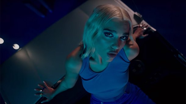 Dua Lipa - Physical
