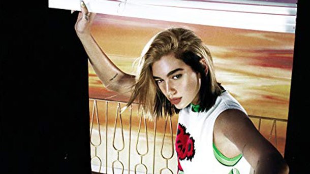 Dua Lipa sort son nouveau titre «Future Nostalgia»