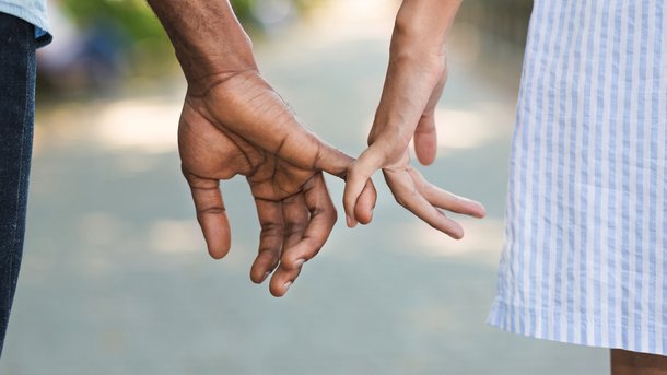 Les infos du Réveil Chérie : Il n’y a pas d’âge pour vivre une très belle histoire d’amour…