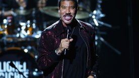 Lionel Richie : 3 de ses clips les plus marquants