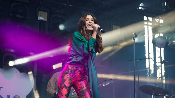 Jenifer partage ses souvenirs de tournée avec émotion