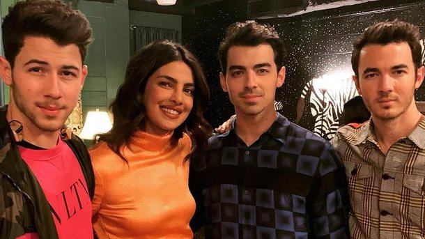 Jonas Brothers: les images de leur premier concert depuis leur retour