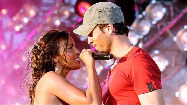 Enrique Iglesias et Nâdiya: retour sur leur duo pour "Tired Of Being Sorry"