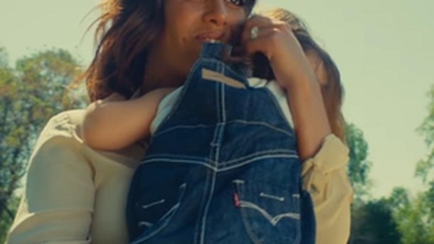 Amel Bent : découvrez le clip attendrissant de « Si on te demande »