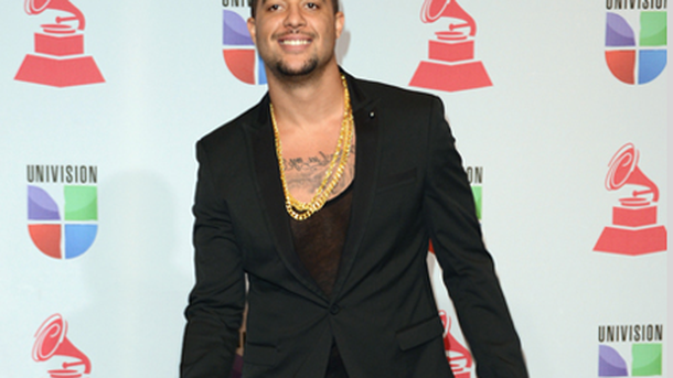 LMFAO : SkyBlu prend un virage latino