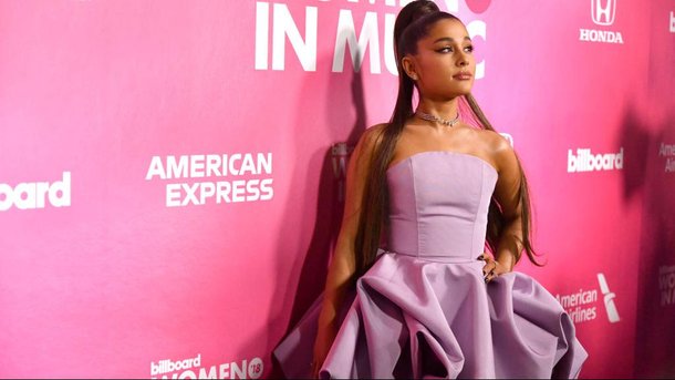 Ariana Grande attaque une célèbre marque de prêt-à-porter pour plagiat