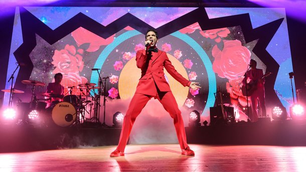 Mika sort "Hyperlove", son nouvel album lumineux plein de surprises