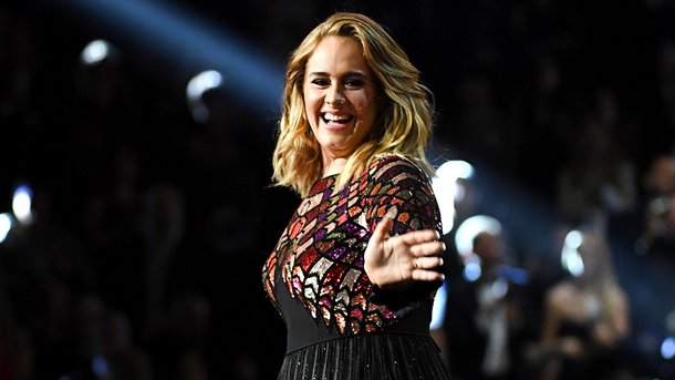 Adele répond aux rumeurs sur son couple et donne rendez-vous en 2021!