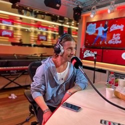 Julien Doré est avec toute l'équipe du Réveil Chérie ce 9 septembre sur Chérie FM.