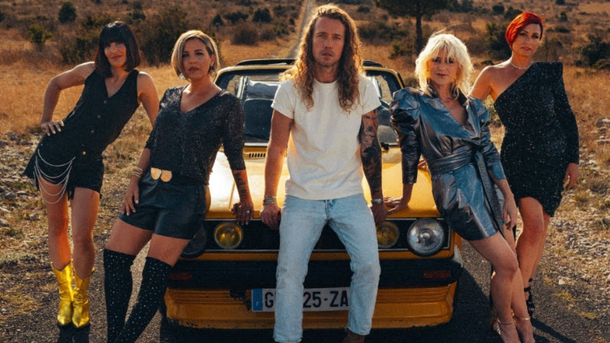 Julien Doré retrouve les L5 dans son clip « Toutes les femmes de ta vie »
