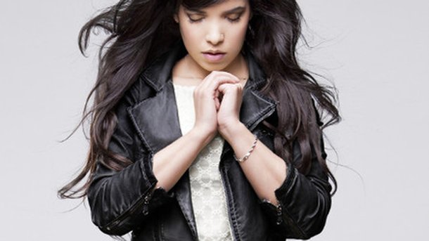 Indila : son album est numéro un !