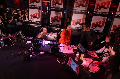 Selena Gomez à Paris chez Cauet