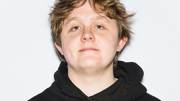 Lewis Capaldi en lice pour l’Award du meilleur artiste masculin aux BRIT Awards 2020