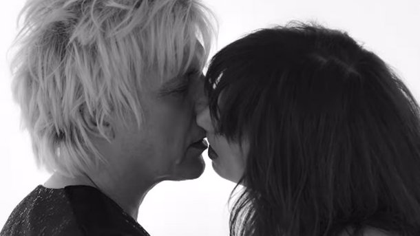 Indochine : découvrez le clip de «Gloria» en version française avec Asia Argento