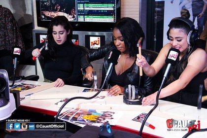 Mardi 12 Avril avec les Fifth Harmony - C Cauet sur NRJ